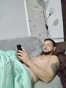 Snapshot of iurinicola chatting on November 1, 2025, 11:31 pm iurinicola online show from November 1, 2025, 11:31 pm