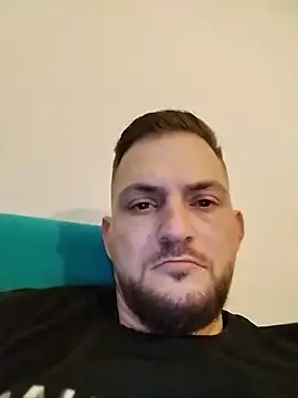 Snapshot of iurinicola chatting on February 28, 2026, 2:22 am iurinicola online show from February 28, 2026, 2:22 am