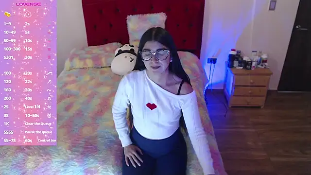 Saray honey04 online show from September 26, 2025, 8:38 pm