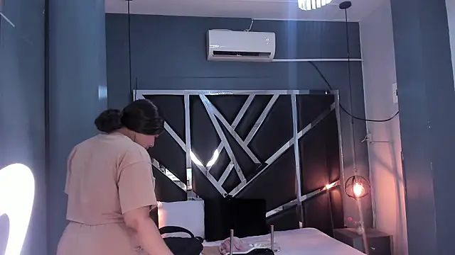 Melissa 23  online show from March 11, 2026, 11:48 am