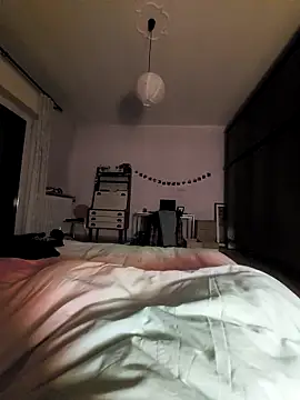 Snapshot of Cazzettostorto99 chatting on October 22, 2025, 9:46 pm Cazzettostorto99 online show from October 22, 2025, 9:46 pm