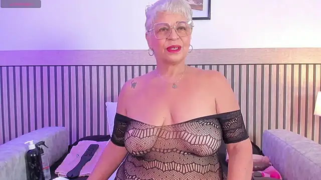 Lucy Milf 68 online show from January 9, 2026, 10:44 am