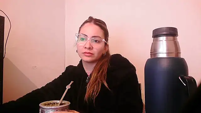 valenseleni online show from September 24, 2025, 7:09 pm