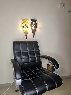 Snapshot of Noor-Bold chatting on March 16, 2025, 9:47 pm Noor-Bold online show from March 16, 2025, 9:47 pm