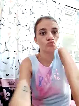 Snapshot of ArianaaGrace chatting on September 29, 2025, 9:20 pm ArianaaGrace online show from September 29, 2025, 9:20 pm