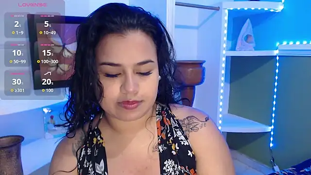 Snapshot of SamanthaSmiithh chatting on October 13, 2025, 9:49 pm SamanthaSmiithh online show from October 13, 2025, 9:49 pm