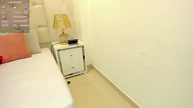 Maria Angel01  online show from March 17, 2026, 2:58 am