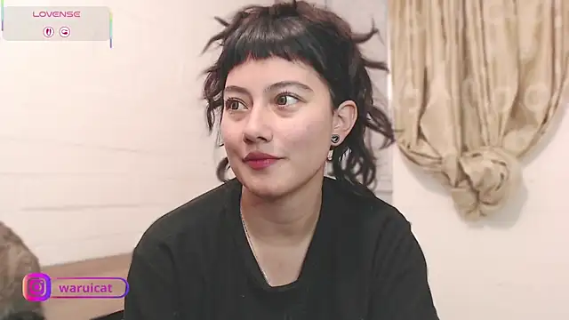 Snapshot of Laury_uri chatting on February 15, 2026, 12:55 am Laury uri online show from February 15, 2026, 12:55 am