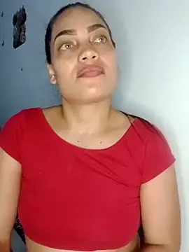 Snapshot of Ehilyn chatting on October 7, 2025, 10:33 pm Ehilyn online show from October 7, 2025, 10:33 pm