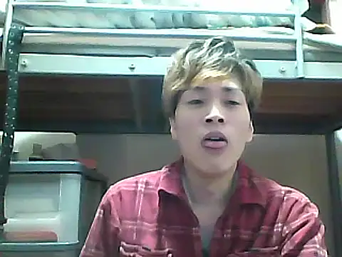 Snapshot of mgnhiroyuki chatting on March 19, 2025, 1:40 pm mgnhiroyuki online show from March 19, 2025, 1:40 pm