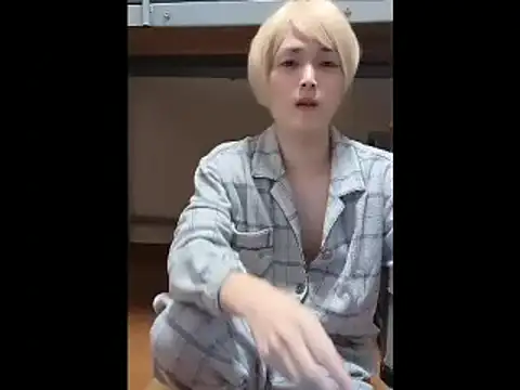 Snapshot of mgnhiroyuki chatting on October 24, 2025, 11:09 am mgnhiroyuki online show from October 24, 2025, 11:09 am