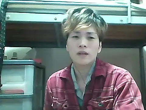 Snapshot of mgnhiroyuki chatting on March 18, 2025, 5:23 pm mgnhiroyuki online show from March 18, 2025, 5:23 pm