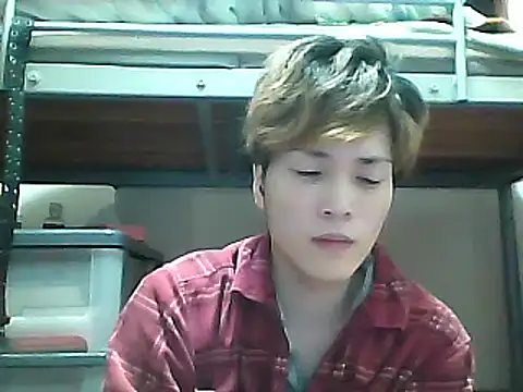 Snapshot of mgnhiroyuki chatting on March 19, 2025, 5:17 pm mgnhiroyuki online show from March 19, 2025, 5:17 pm