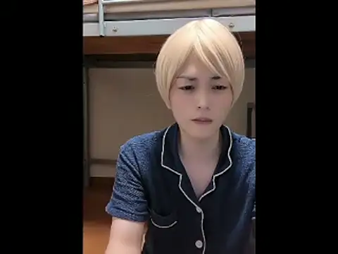 Snapshot of mgnhiroyuki chatting on October 19, 2025, 12:02 am mgnhiroyuki online show from October 19, 2025, 12:02 am