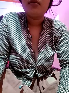 Beautiful Puja online show from March 7, 2025, 11:27 pm