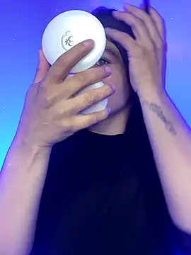 sofia 23x online show from December 15, 2025, 3:23 am