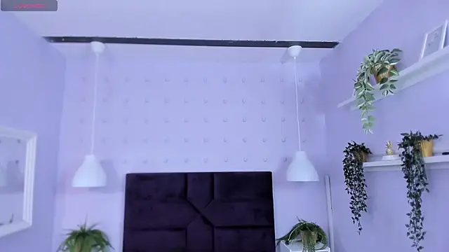 Snapshot of Hanaahquinn chatting on October 25, 2025, 11:53 am Hanaahquinn online show from October 25, 2025, 11:53 am