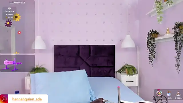 Snapshot of Hanaahquinn chatting on October 13, 2025, 11:56 am Hanaahquinn online show from October 13, 2025, 11:56 am