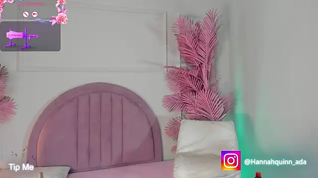 Hanaahquinn online show from April 17, 2026, 11:46 am