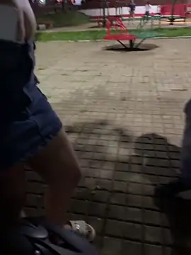 Snapshot of lunaxxx_69 chatting on October 18, 2025, 12:01 am lunaxxx 69 online show from October 18, 2025, 12:01 am