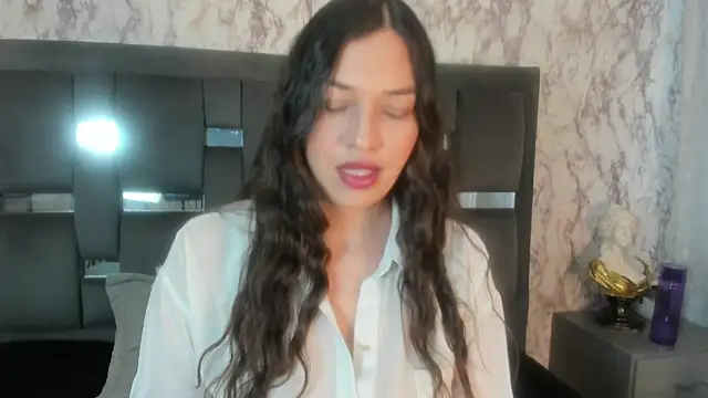 rachell wilson  online show from March 21, 2025, 10:50 pm