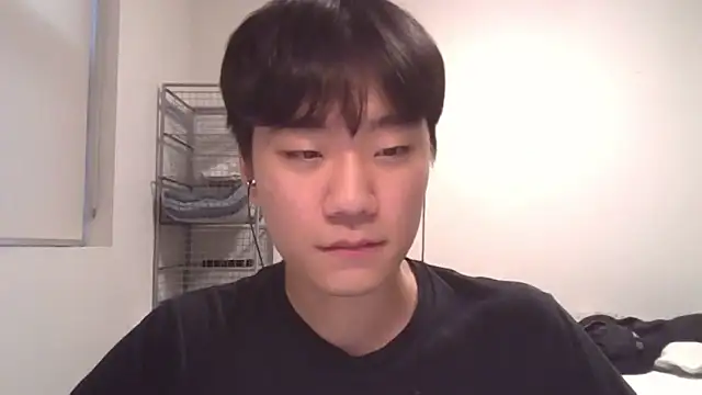 sdamvo2 online show from March 5, 2025, 8:10 pm