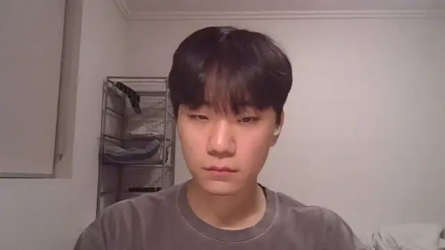 sdamvo2 online show from March 6, 2025, 10:41 am