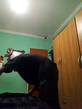 walterdsm online show from March 6, 2025, 6:19 am