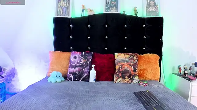 Snapshot of young_jung chatting on October 7, 2025, 3:07 am young jung online show from October 7, 2025, 3:07 am