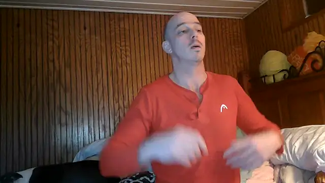 Snapshot of Mac_ThunderCock chatting on February 12, 2026, 11:59 pm Mac ThunderCock online show from February 12, 2026, 11:59 pm