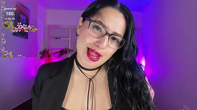 Snapshot of tamara_rouse1 chatting on October 4, 2025, 4:36 am tamara rouse1 online show from October 4, 2025, 4:36 am