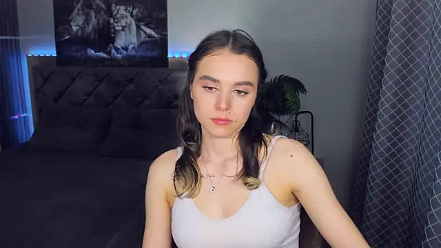 EmelyMason online show from March 3, 2026, 12:45 pm