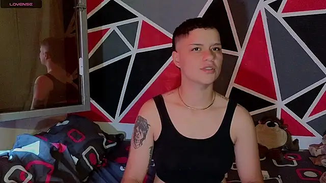 demimoore222 online show from September 19, 2025, 9:30 pm