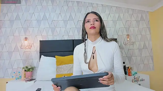 Snapshot of LiliJensen chatting on October 14, 2025, 8:09 pm LiliJensen online show from October 14, 2025, 8:09 pm