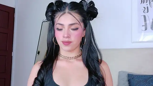 SaritaBratz online show from January 12, 2026, 8:47 pm