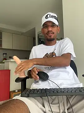 Miguel bigcock online show from February 19, 2026, 3:20 pm