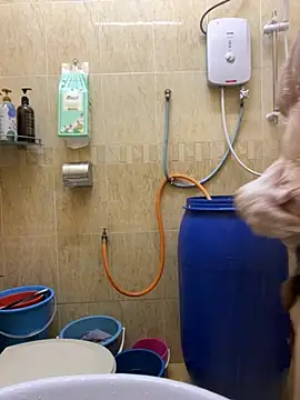 Snapshot of Lam_090123 chatting on February 26, 2026, 5:46 pm Lam 090123 online show from February 26, 2026, 5:46 pm