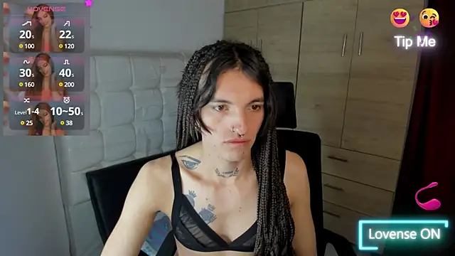 Maite Wings online show from March 10, 2025, 1:10 pm