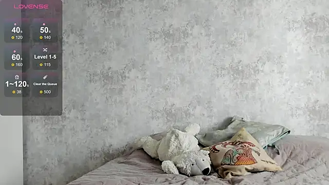 kitty Cathie online show from September 22, 2025, 4:51 am