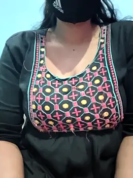 Snapshot of Sexyradha_ chatting on February 13, 2026, 5:02 pm Sexyradha online show from February 13, 2026, 5:02 pm