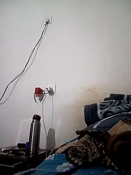 Snapshot of Neha-Bhabhi-Rasily chatting on December 20, 2025, 9:45 am Neha-Bhabhi-Rasily online show from December 20, 2025, 9:45 am