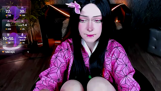 NicoleFlloret online show from October 11, 2025, 8:21 pm