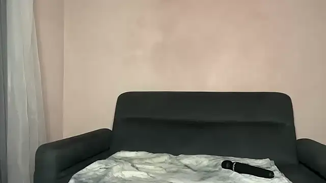 Pleasing-Chloe49 online show from September 28, 2025, 7:10 pm