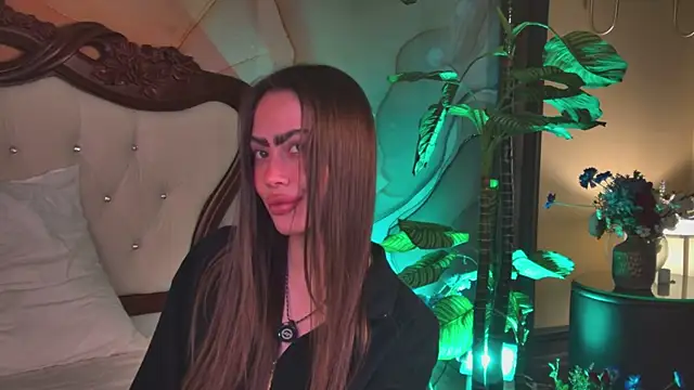 Amanda River online show from March 17, 2026, 12:02 am