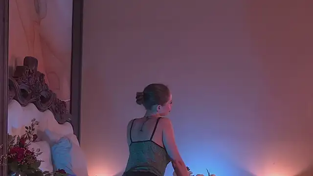 Snapshot of Amanda_River chatting on November 5, 2025, 7:06 pm Amanda River online show from November 5, 2025, 7:06 pm