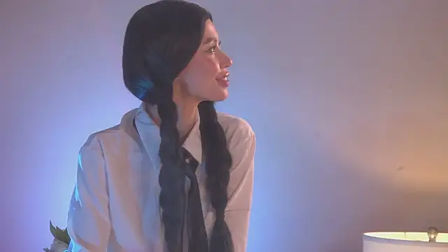 Snapshot of Amanda_River chatting on October 29, 2025, 7:29 am Amanda River online show from October 29, 2025, 7:29 am