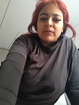 Snapshot of Sarah917 chatting on October 4, 2025, 11:23 am Sarah917 online show from October 4, 2025, 11:23 am