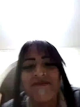 Sarah917 online show from November 28, 2025, 5:35 pm