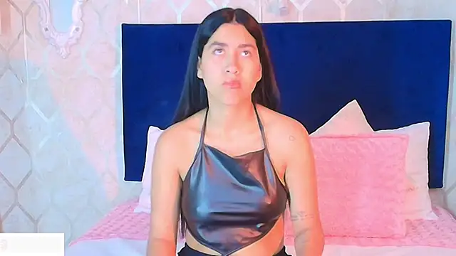 Snapshot of Mia_Montess chatting on March 18, 2025, 12:28 pm Mia Montess online show from March 18, 2025, 12:28 pm