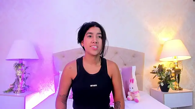 Snapshot of Mia_Montess chatting on June 18, 2026, 12:32 pm Mia Montess online show from June 18, 2026, 12:32 pm